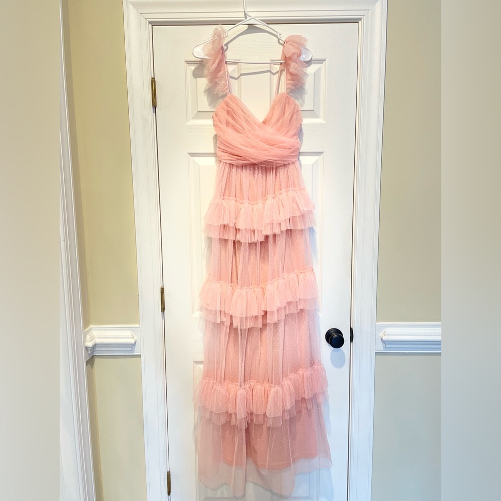 Lulus Pink Tiered Soft Tulle Prom Dress in Soft pink, size S.